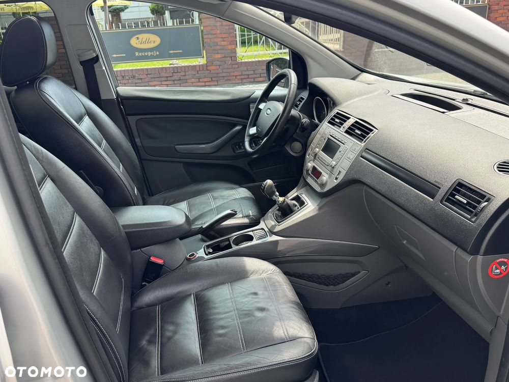 Ford Kuga 2.0 TDCi 4x4 Titanium - 9