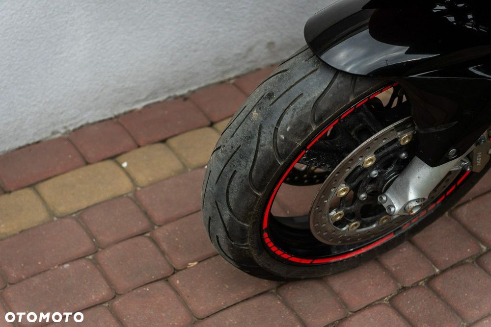 Honda CBR - 8