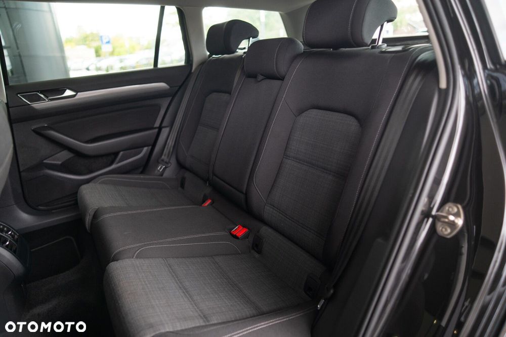 Volkswagen Passat Variant 1.5 TSI EVO Business DSG - 28