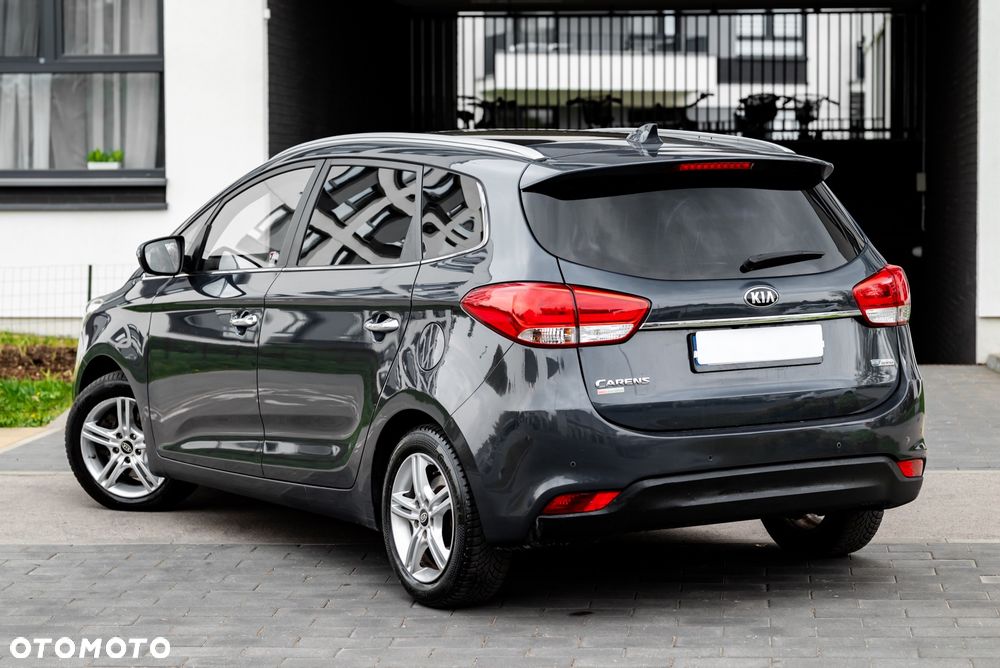 Kia Carens 1.7 CRDi 141 ISG Vision - 10