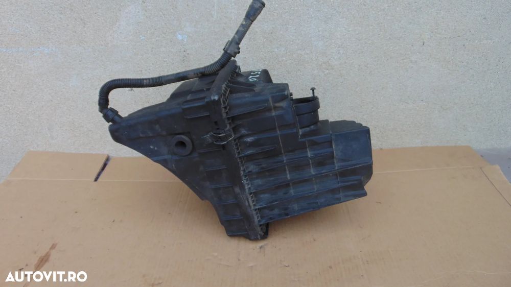 Carcasa filtru aer VW Transporter T5 2.0 TDI facelift an 2004-2013 COD 7E0129601 - 5