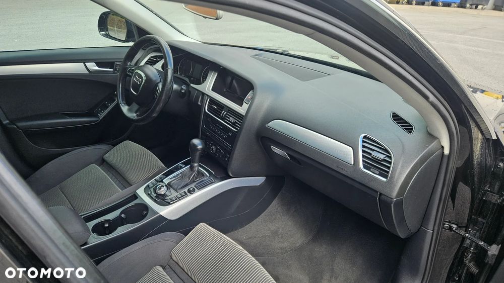 Audi A4 Avant - 26