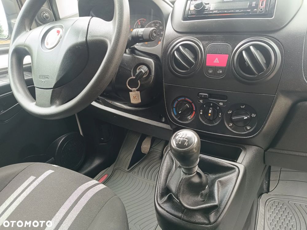 Fiat Fiorino 1.4 Lounge - 18