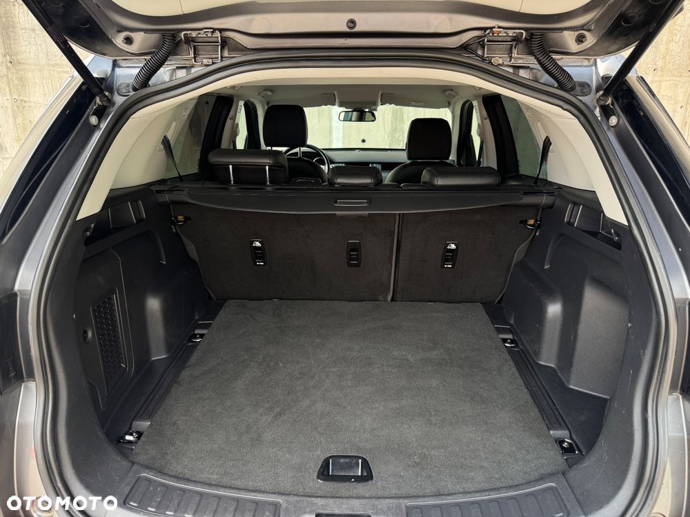 Land Rover Discovery Sport 2.0 TD4 SE - 24