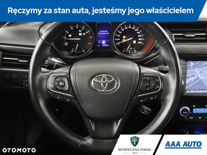Toyota Avensis - 17