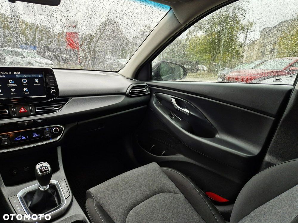 Hyundai i30 1.5 T-GDI 48V Smart - 23