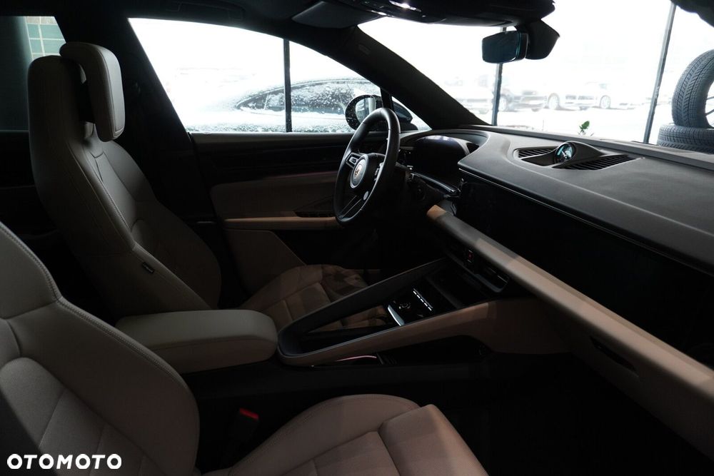 Porsche Macan - 22