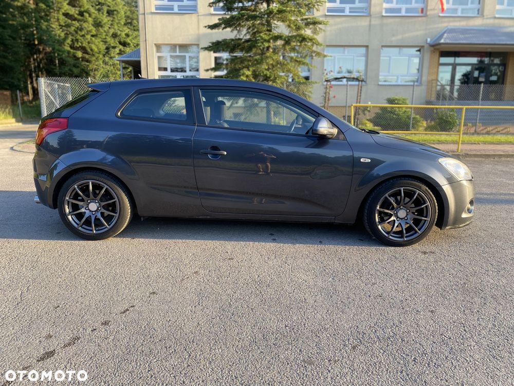 Kia Ceed - 3