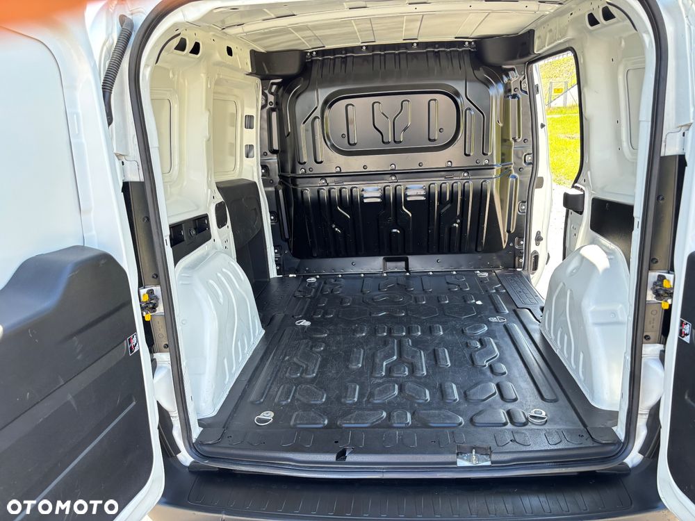 Fiat Doblo - 12