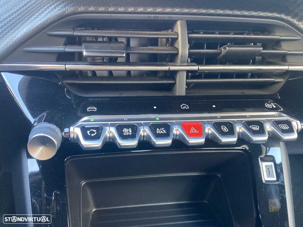 Peugeot 2008 1.2 PureTech Active Pack - 14