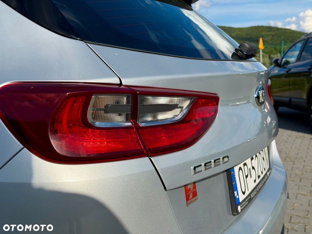 Kia Ceed 1.6 CRDi SCR S - 30