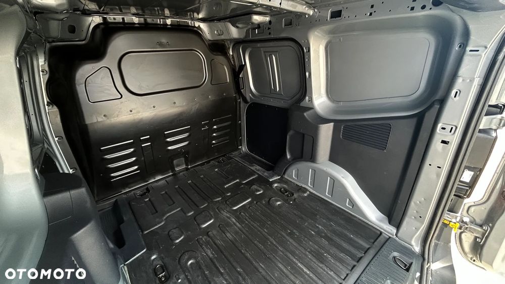 Ford Transit Courier Ambiente - 16