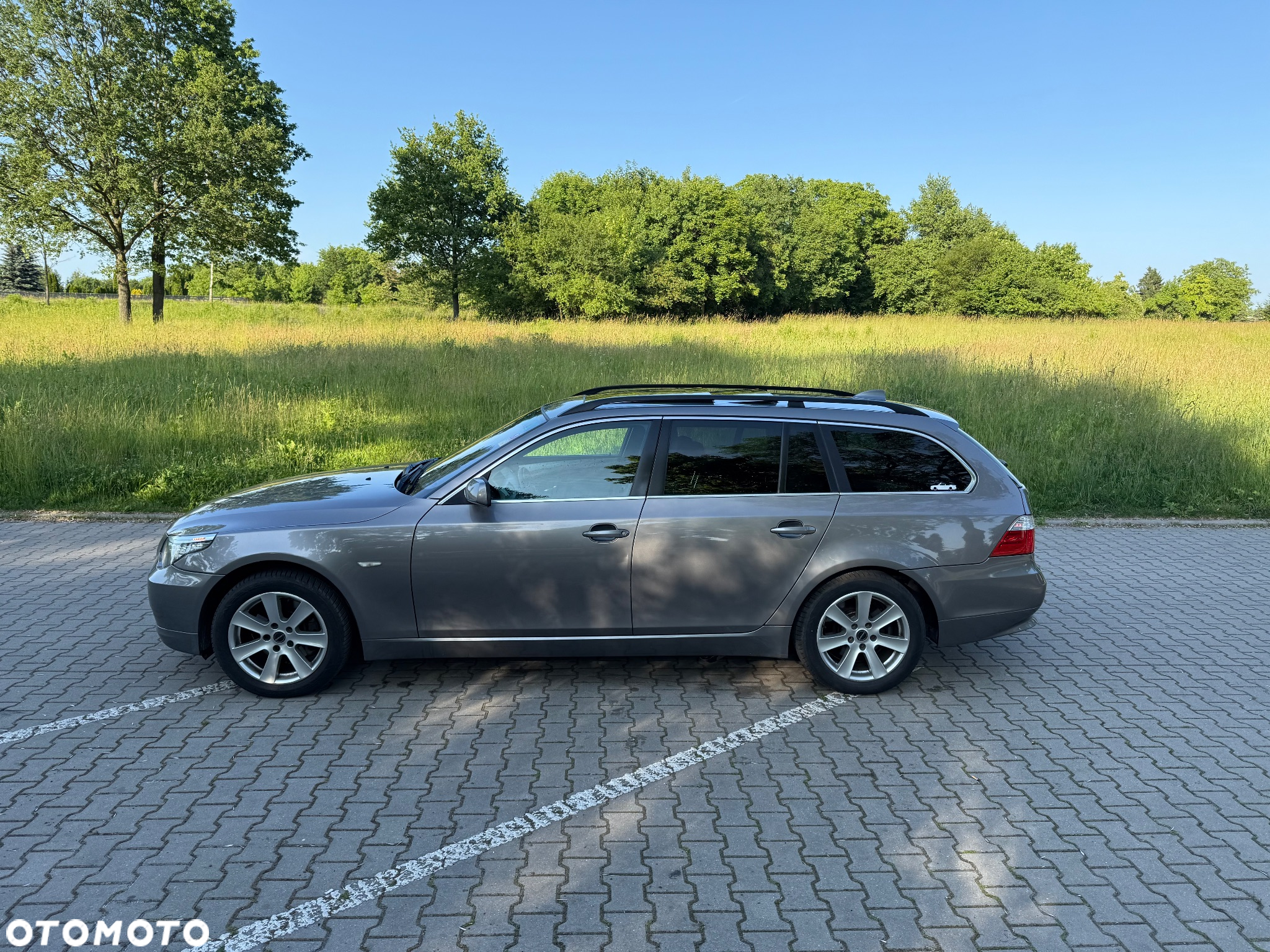 BMW Seria 5 525xd Touring - 5