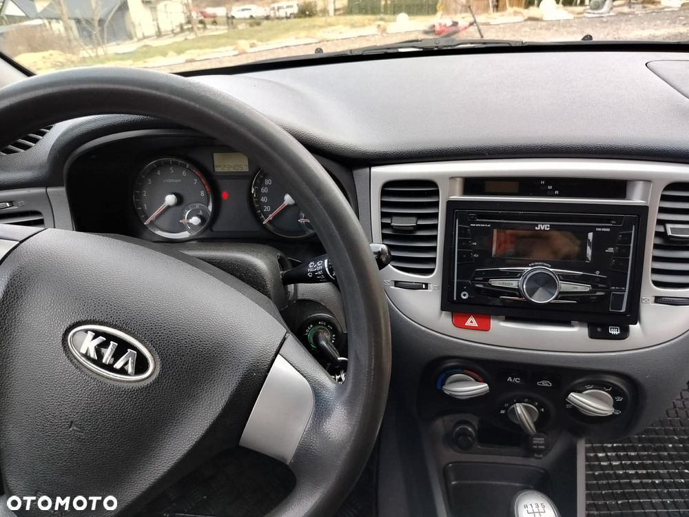 Kia Rio 1.4 Comfort - 5