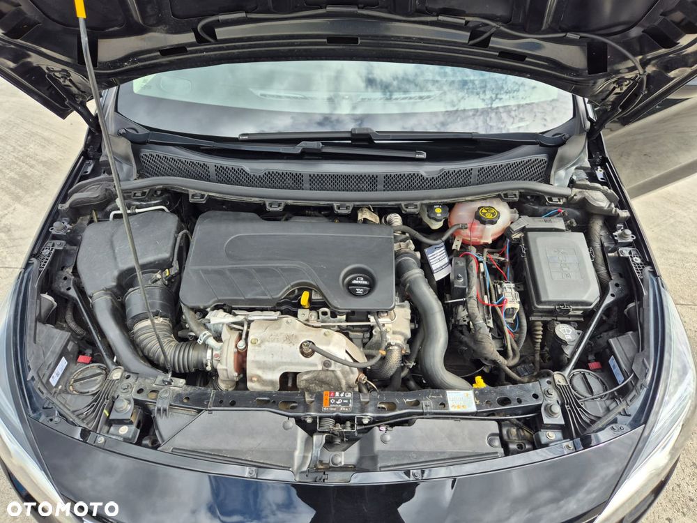 Opel Astra 1.6 CDTI Sport - 31
