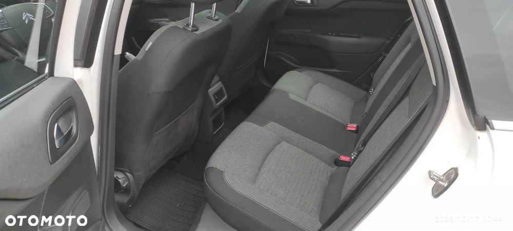 Citroën C4 1.2 e-THP Selection - 8