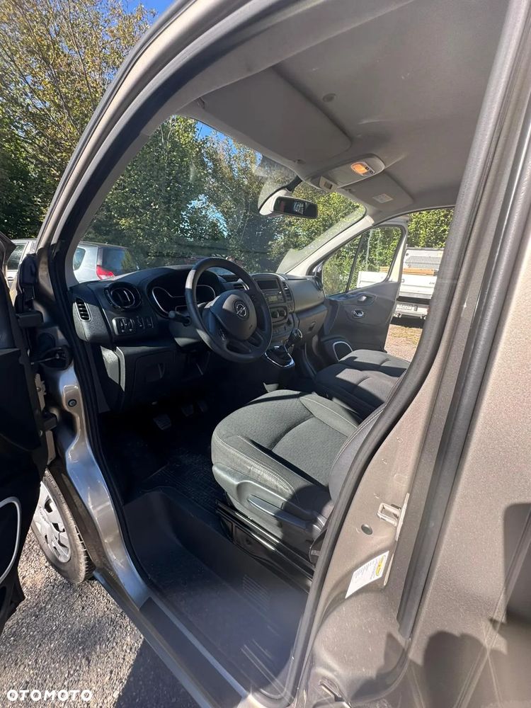 Opel Vivaro - 7