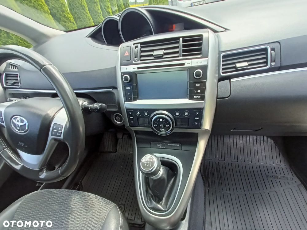Toyota Verso 1.6 D-4D 5-Sitzer Start/Stop Skyview Edition - 5