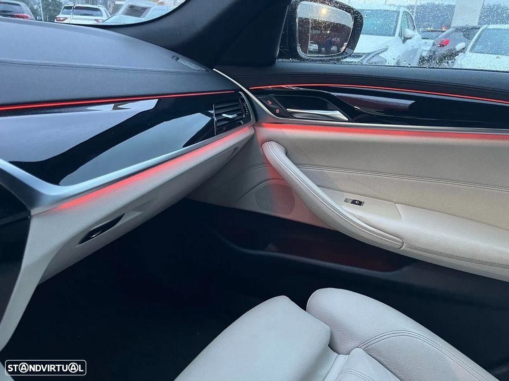 BMW 520 d Pack M Auto - 12