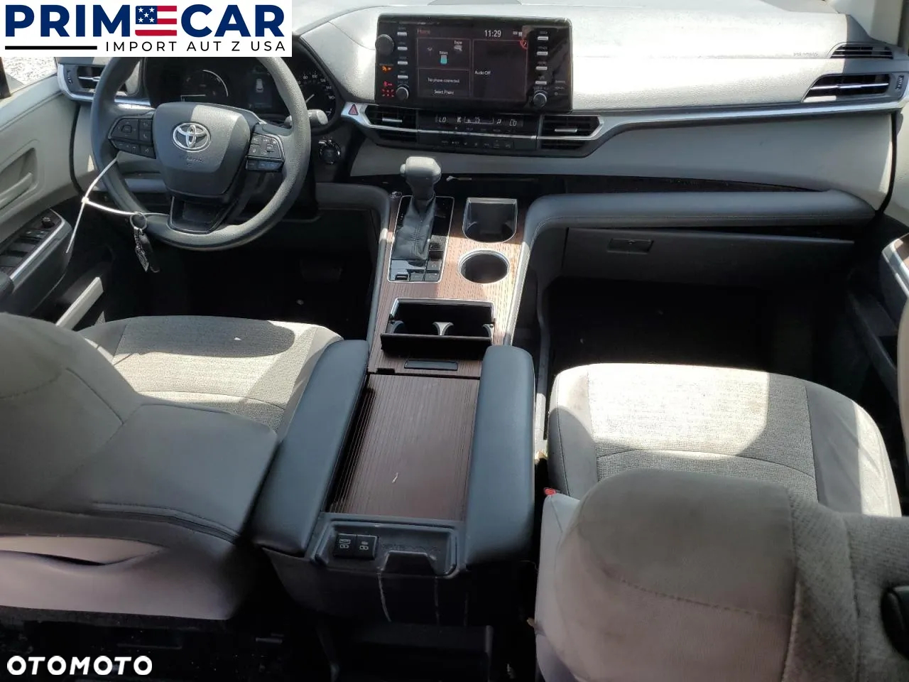Toyota Sienna - 8