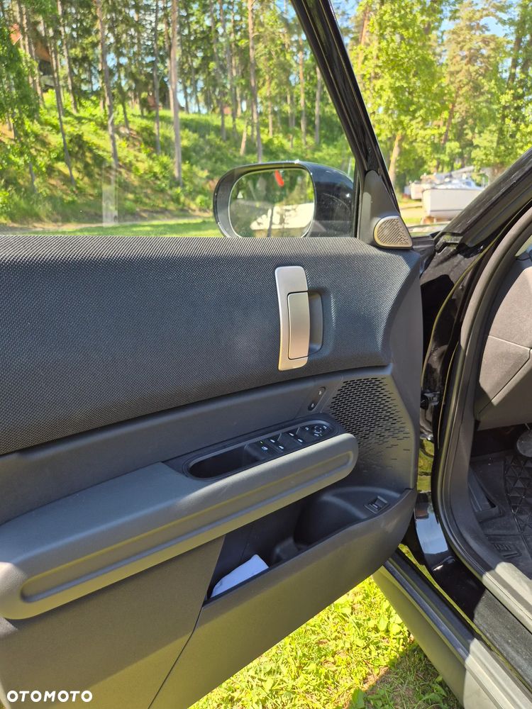 MINI Countryman S ALL4 Classic Trim - 13