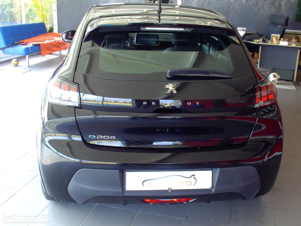 Peugeot e-208 - 4