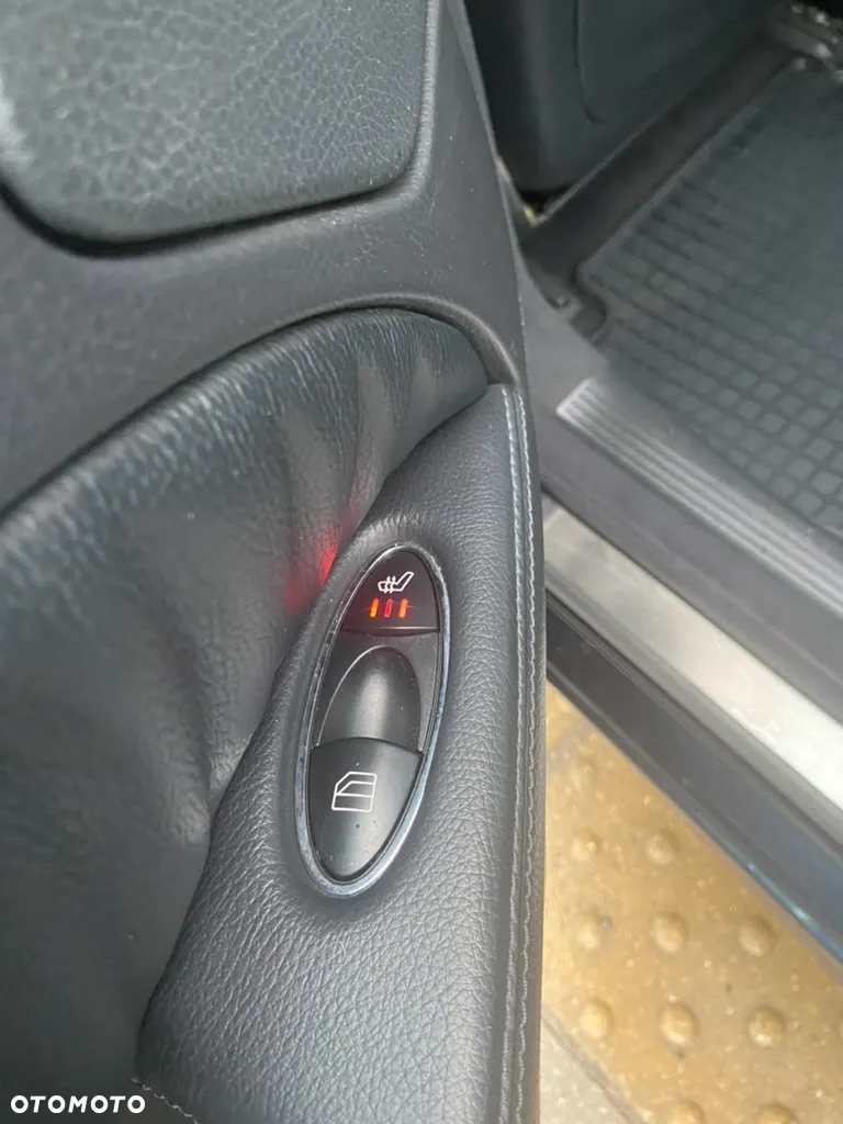 Mercedes-Benz Klasa E 500 7G-TRONIC Avantgarde - 12