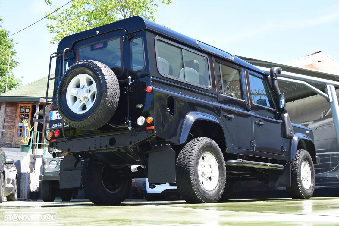 Land Rover Defender 110 SW 2.5 Td5 SE - 13