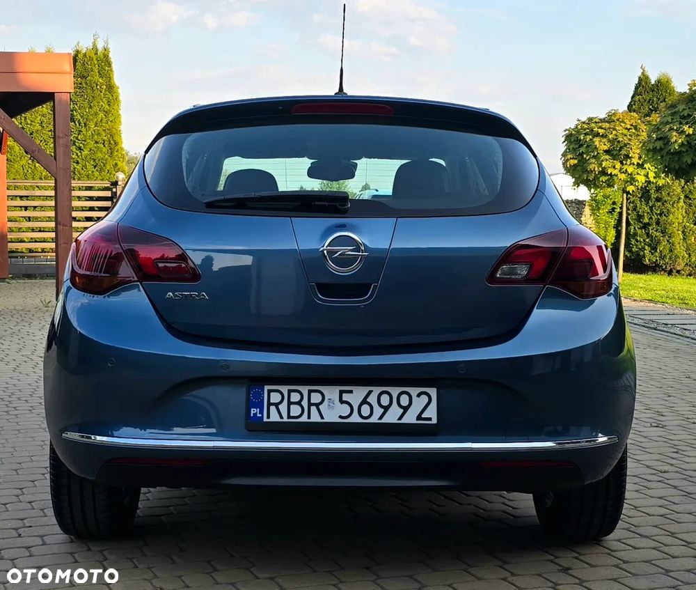 Opel Astra - 10