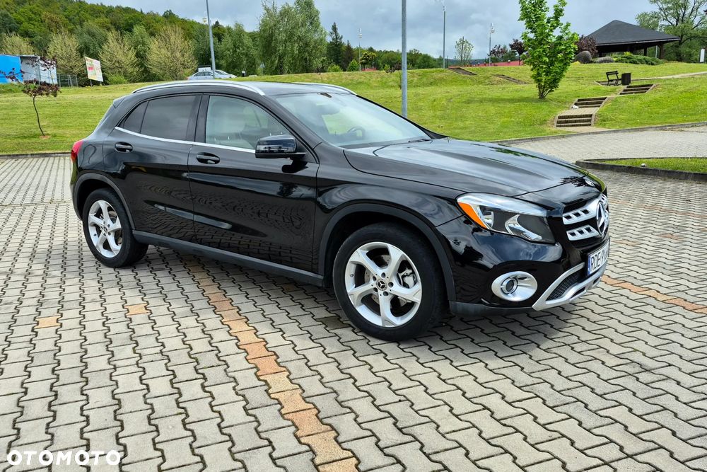 Mercedes-Benz GLA 250 4-Matic - 8