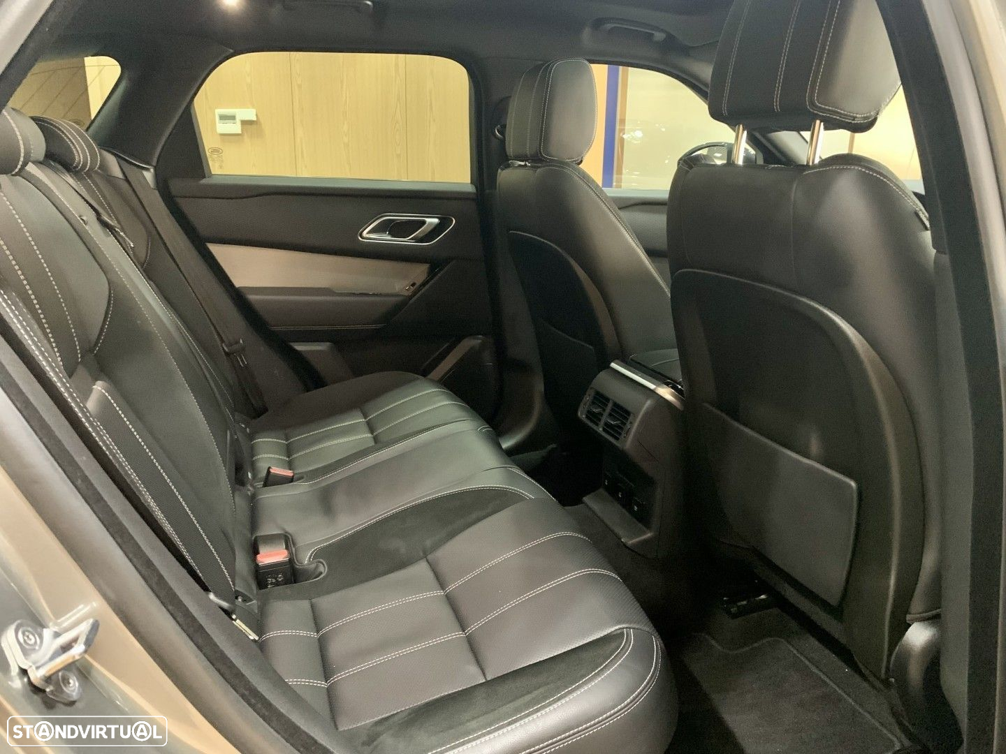 Land Rover Range Rover Velar 2.0 D R-Dynamic S - 33