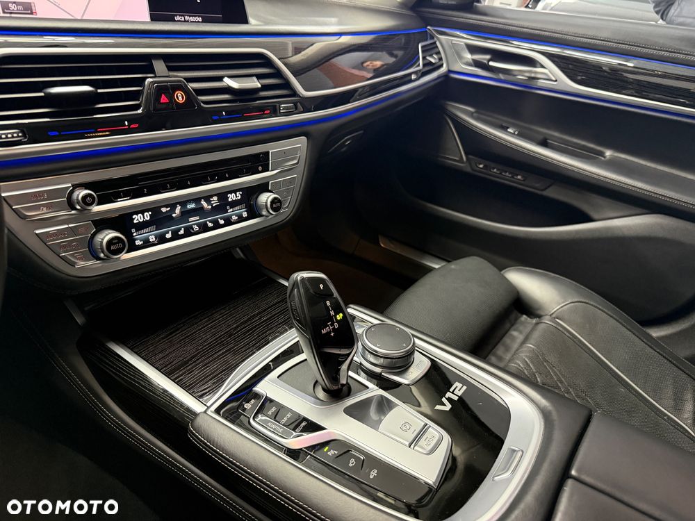 BMW Seria 7 - 29