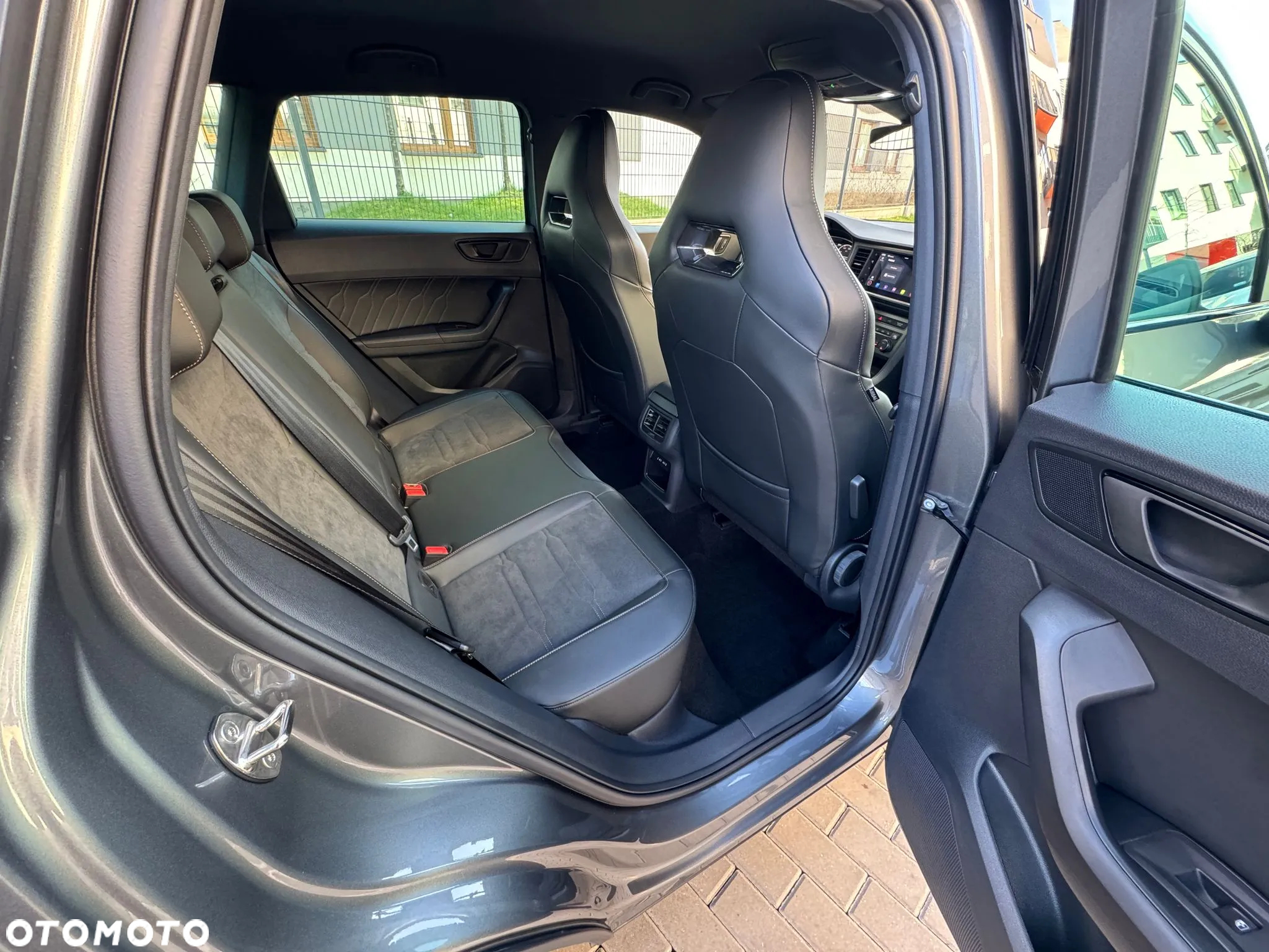 Cupra Ateca 2.0 TSI 4Drive VZ DSG - 36