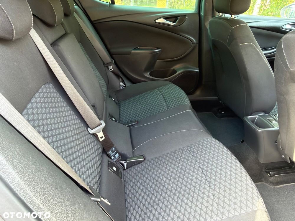 Opel Astra 1.0 Turbo Start/Stop Innovation - 9