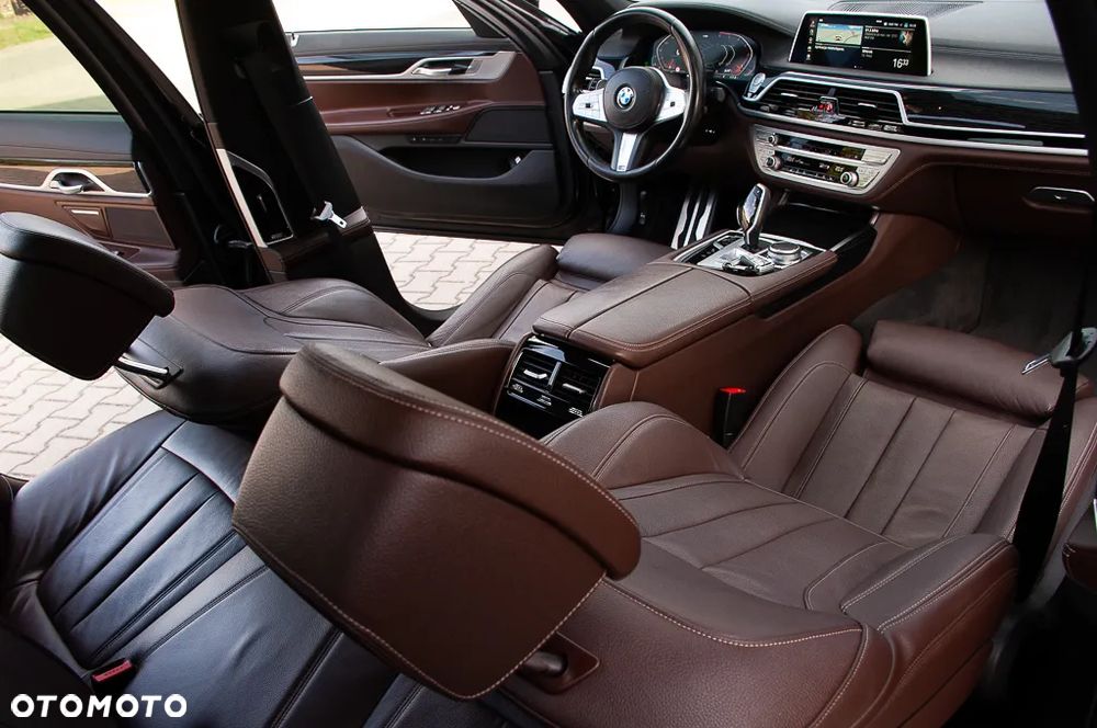 BMW Seria 7 730d xDrive sport - 18