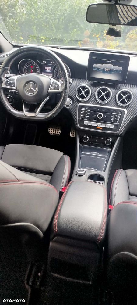 Mercedes-Benz Klasa A 180 7G-DCT - 15