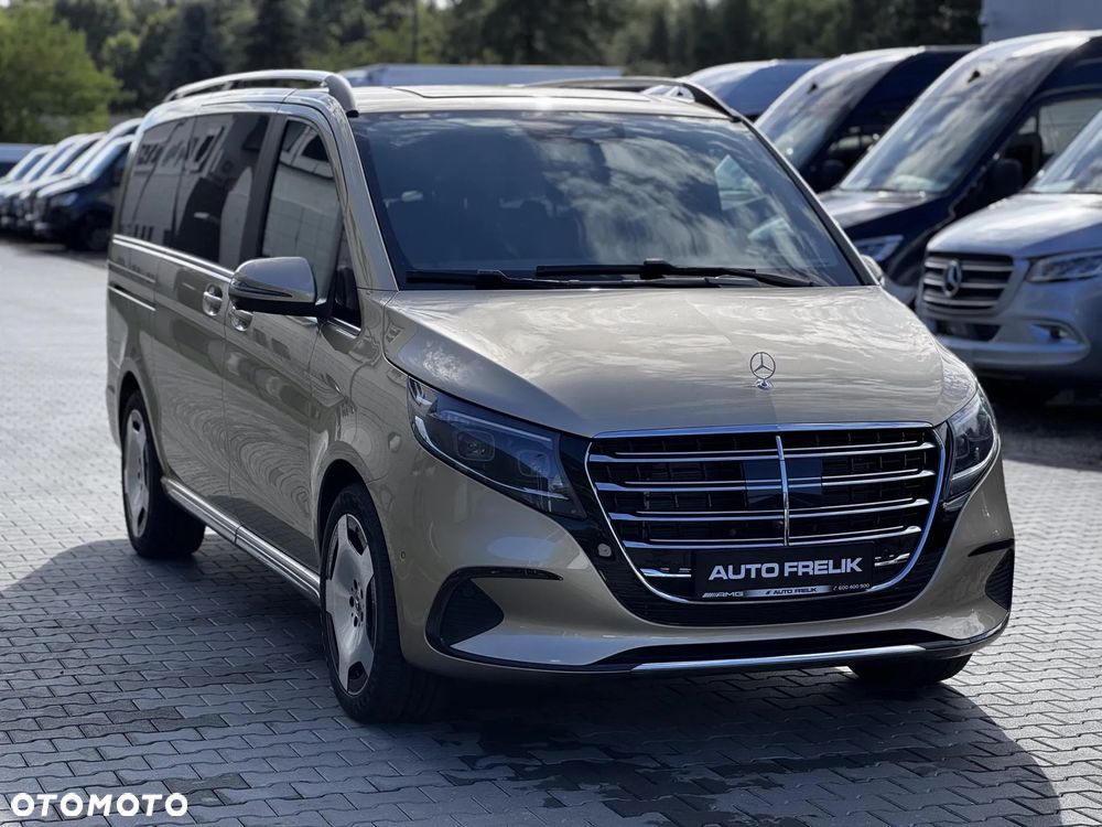 Mercedes-Benz Klasa V 300 d 4-Matic 9G-Tronic Exclusive (d³ugi) - 2