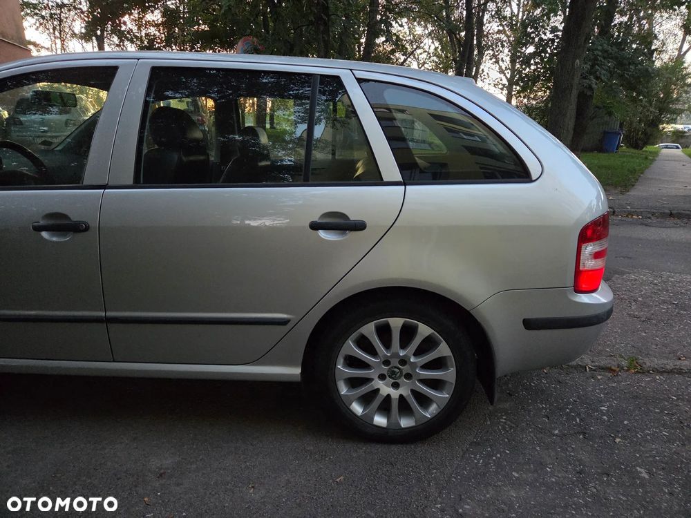 Skoda Fabia 1.4 16V Classic - 7