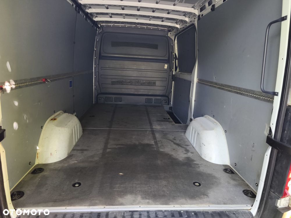 Mercedes-Benz sprinter - 9
