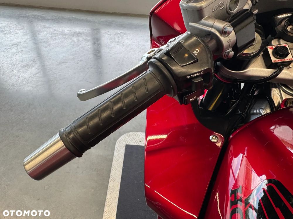 Honda VFR - 33