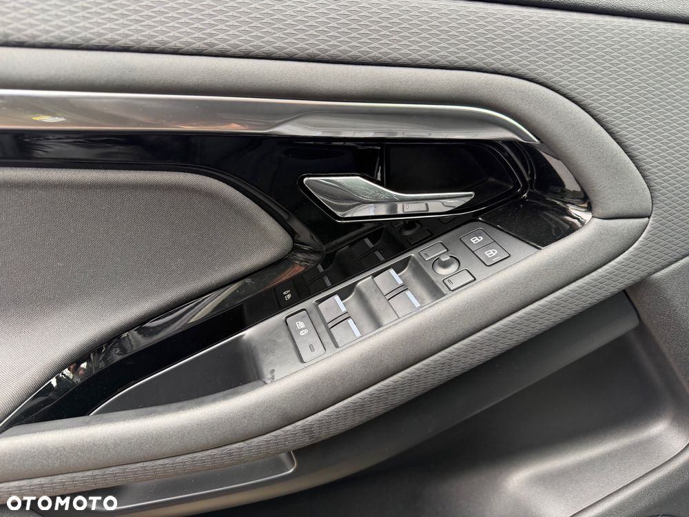 Land Rover Range Rover Evoque - 11