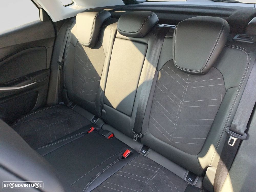 Opel Grandland 1.2 Hybrid GS eDCT - 15