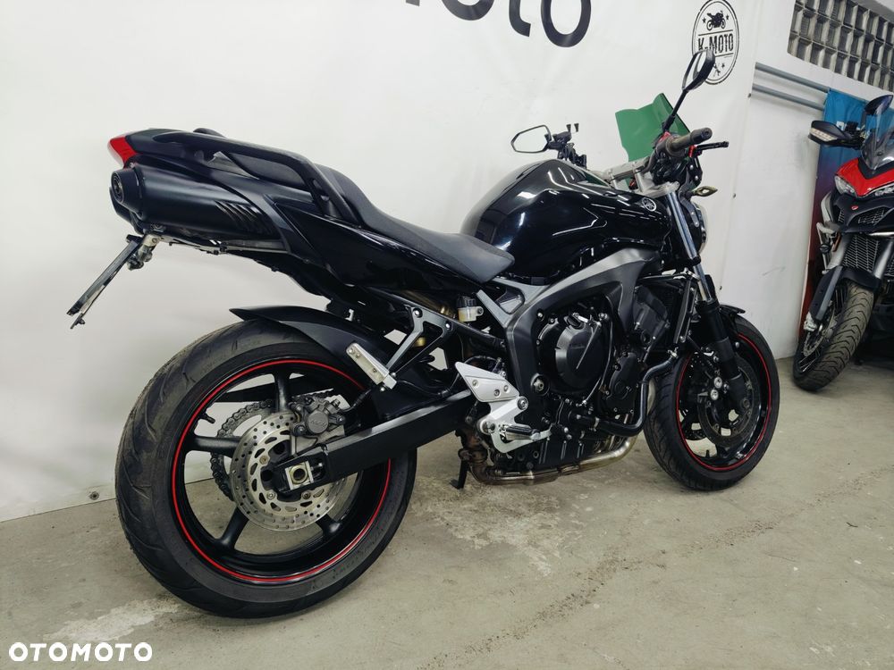 Yamaha FZ6 - 12