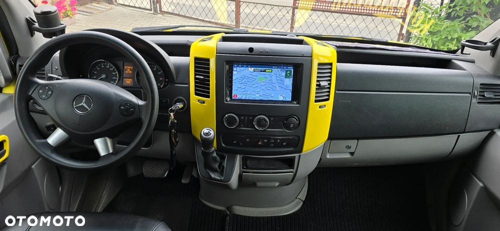 Mercedes-Benz Sprinter - 6
