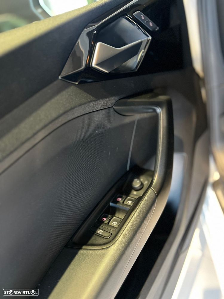 Audi A1 Sportback 25 TFSI Advanced - 25