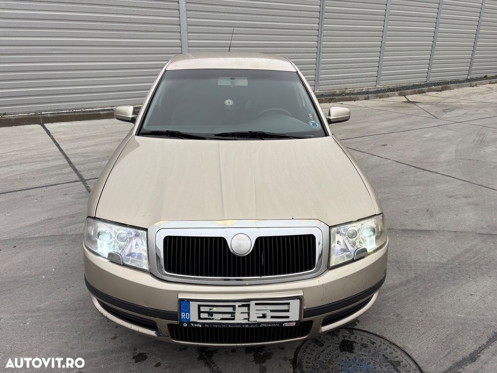 Skoda Superb 1,9TDI Elegance - 1