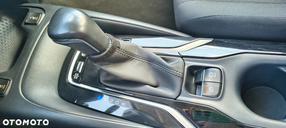 Toyota Corolla 1.8 Hybrid GPF Comfort - 26