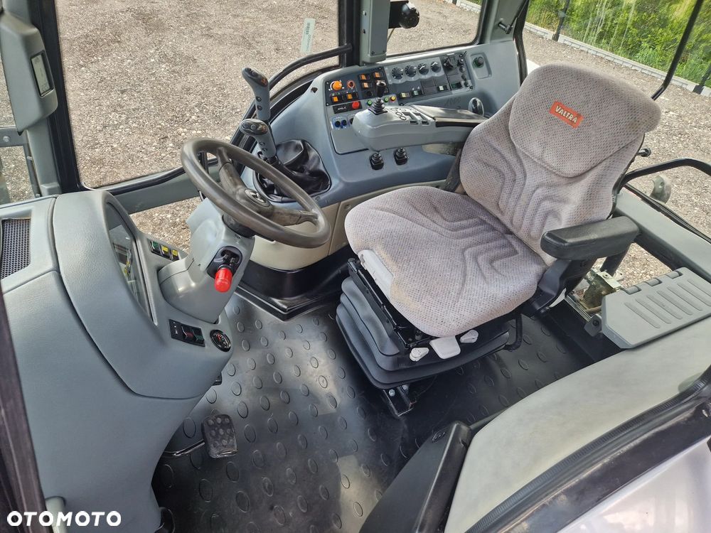 Valtra T190 HiTech PEŁZAKI SPRĘŻARKA - 7