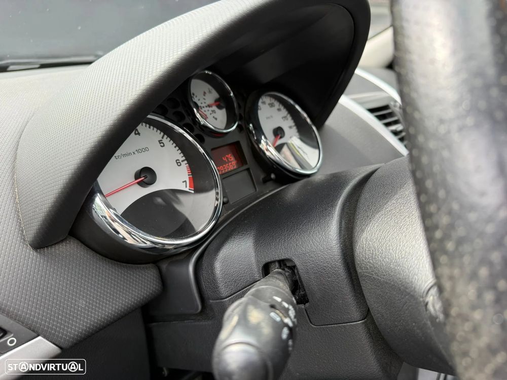 Peugeot 207 120 Sport - 13
