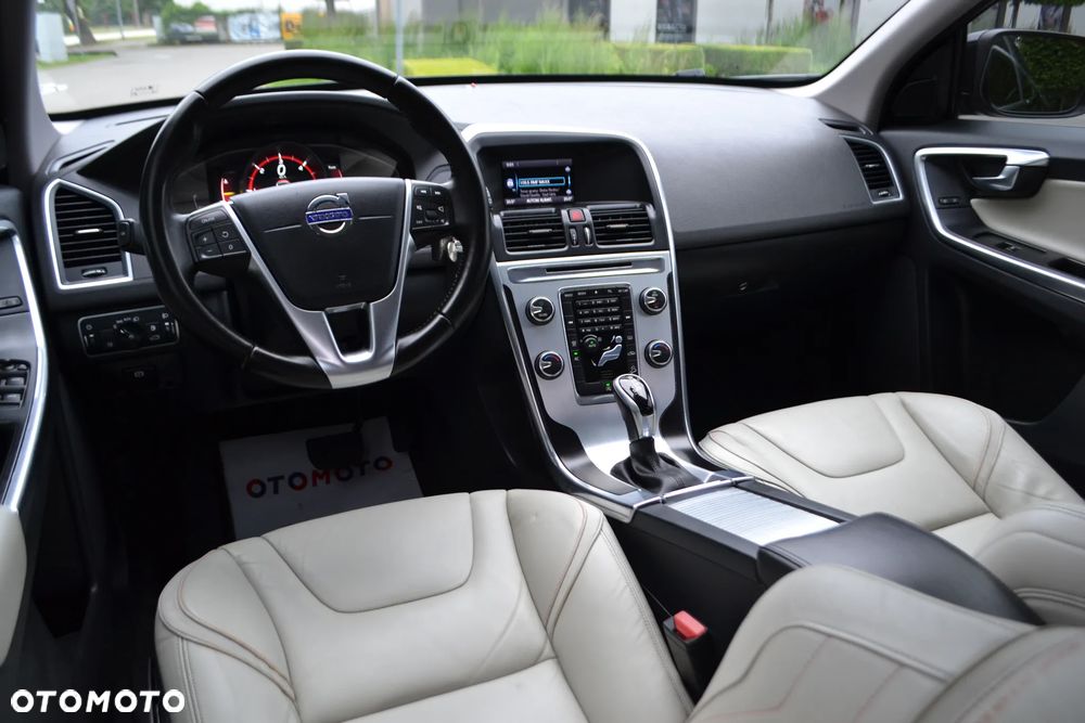 Volvo XC 60 - 14